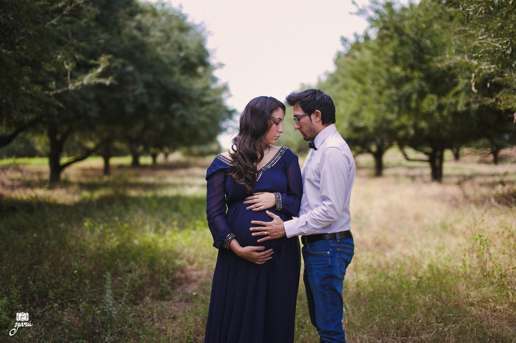 LovingNehira-MomToBeSession-YaRuFotografia-Fotografia_de_Parejas_Colima_RY-119