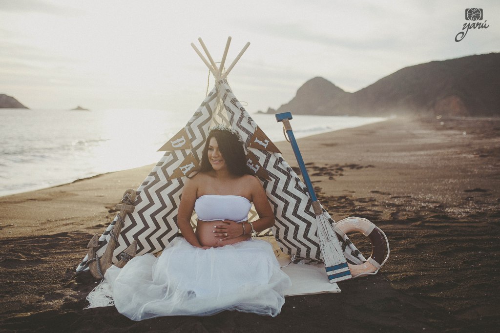 Mom_To_Be_Vanessa_&_David_Waiting_For_Daniel_Campos_Manzanillo_YaRu_Photo_Motion_Y-49 copy
