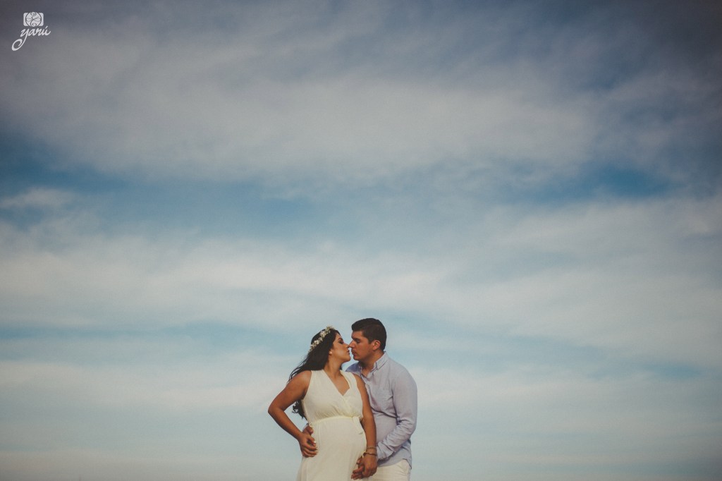 Mom_To_Be_Vanessa_&_David_Waiting_For_Daniel_Campos_Manzanillo_YaRu_Photo_Motion_Y-71